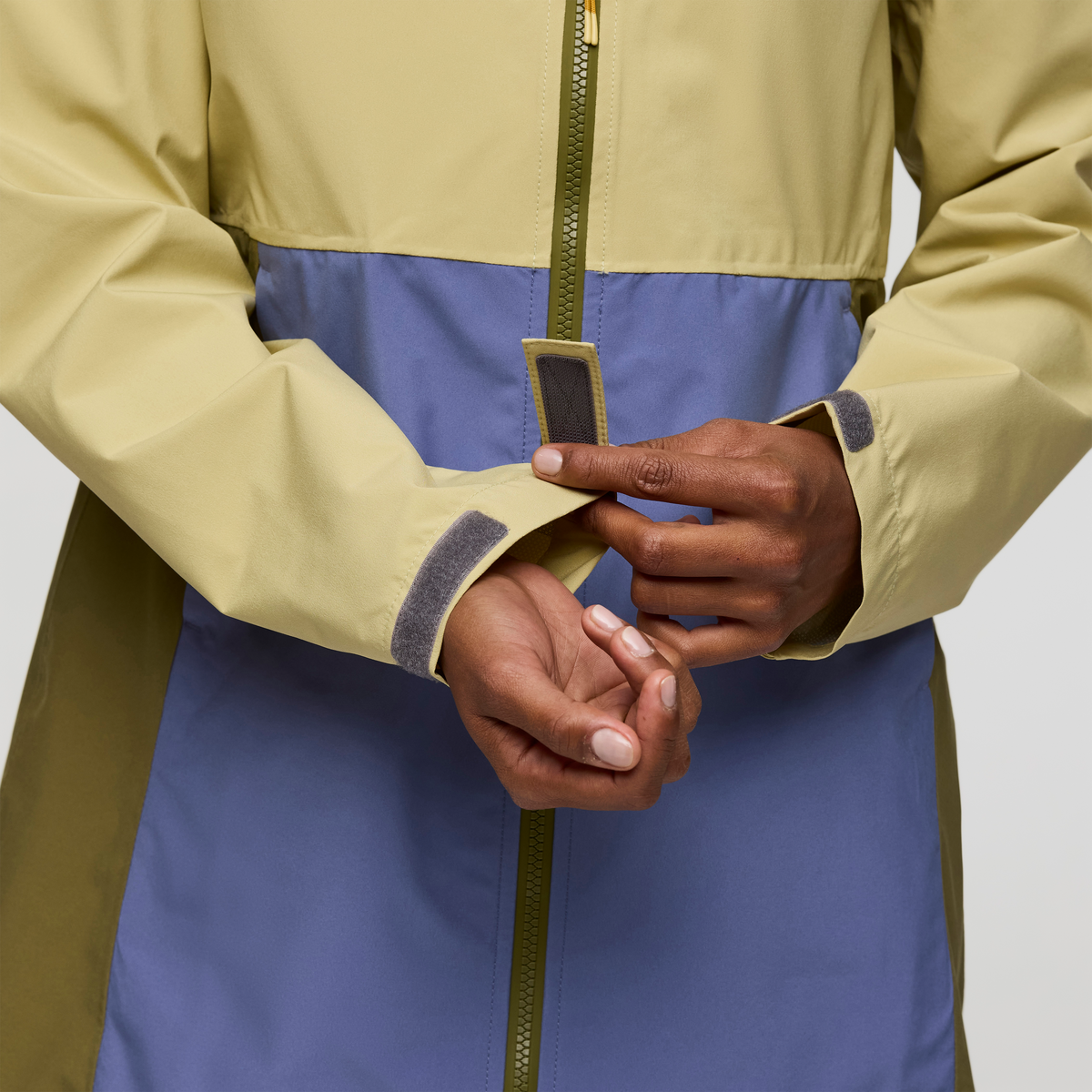 Cielo Rain Trench - Women's - Image 9